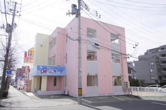 泉中央こども園の園舎概観